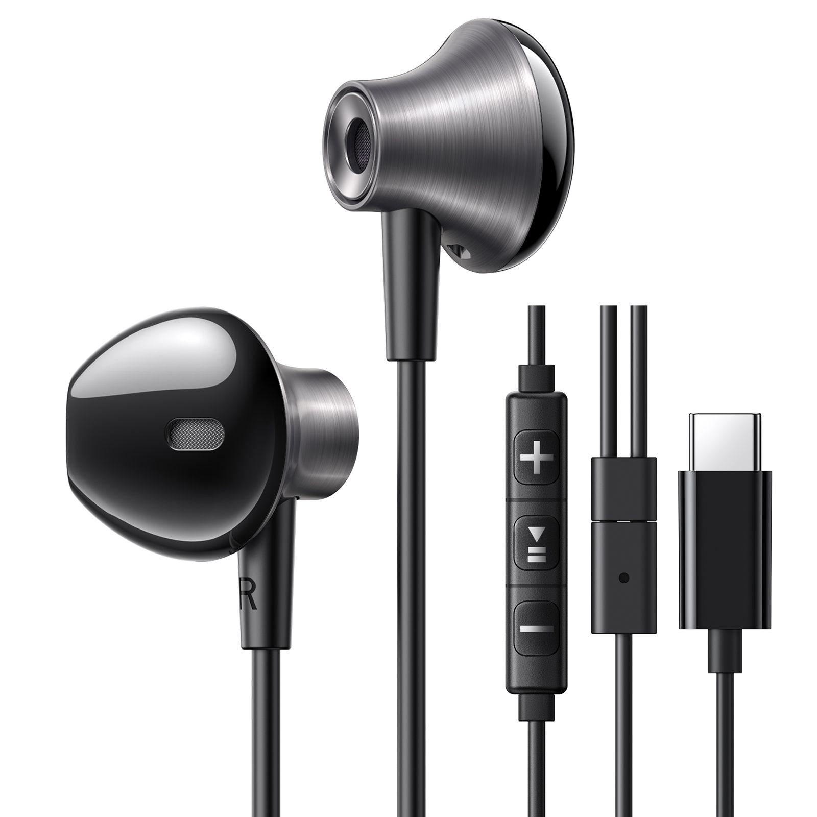 سماعات أذن سلكية من UGREEN مع موصل USB-C