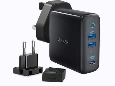 شاحن حائط Anker PowerPort III مع ثلاثة منافذ USB بقوة 65 واط ويدعم الشحن السريع