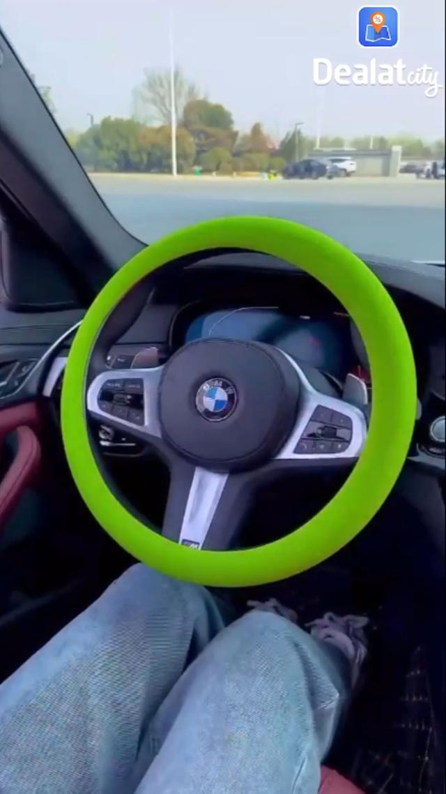 Interior Car Silicone Steering Wheel Cover - Heat-Resistant - Corrosion-Resistant - Non-Slip