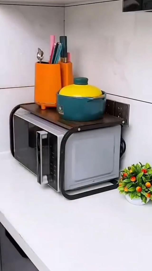  Space-Saving Kitchen - Strong and Durable - Space for an Oven or Microwave